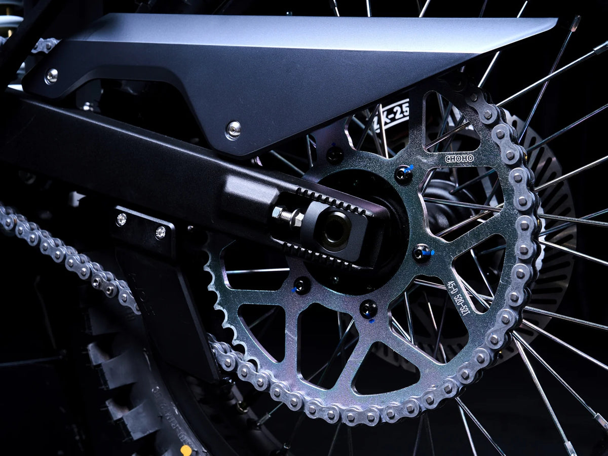 Y‑VOLT Surge V Electric Dirt Bike – 35kW Peak Motor, 97.2V 45Ah Battery, Up to 68 MPH