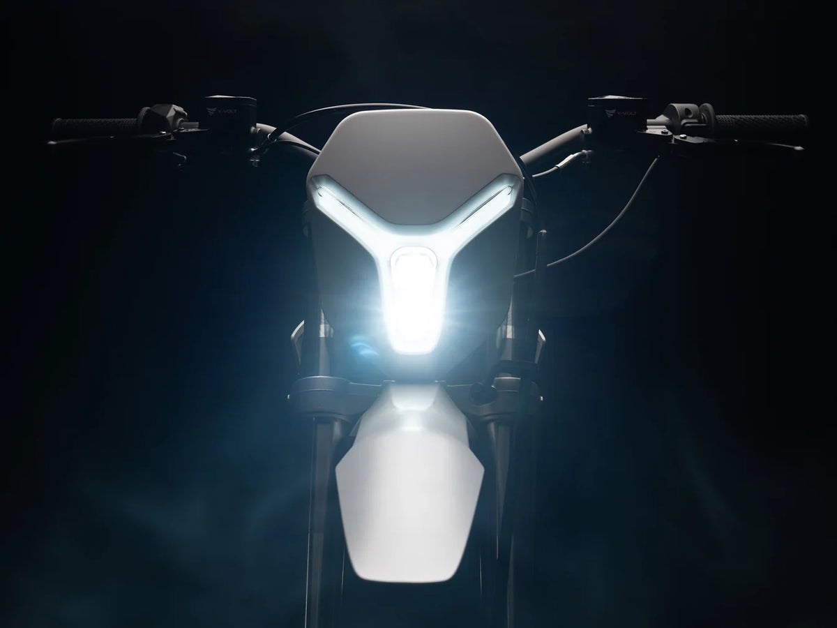 79BIKE Yvolt Surge V Electric Dirt Bike – 35KW, 68 MPH, 97V 45Ah Battery, 120KM Range