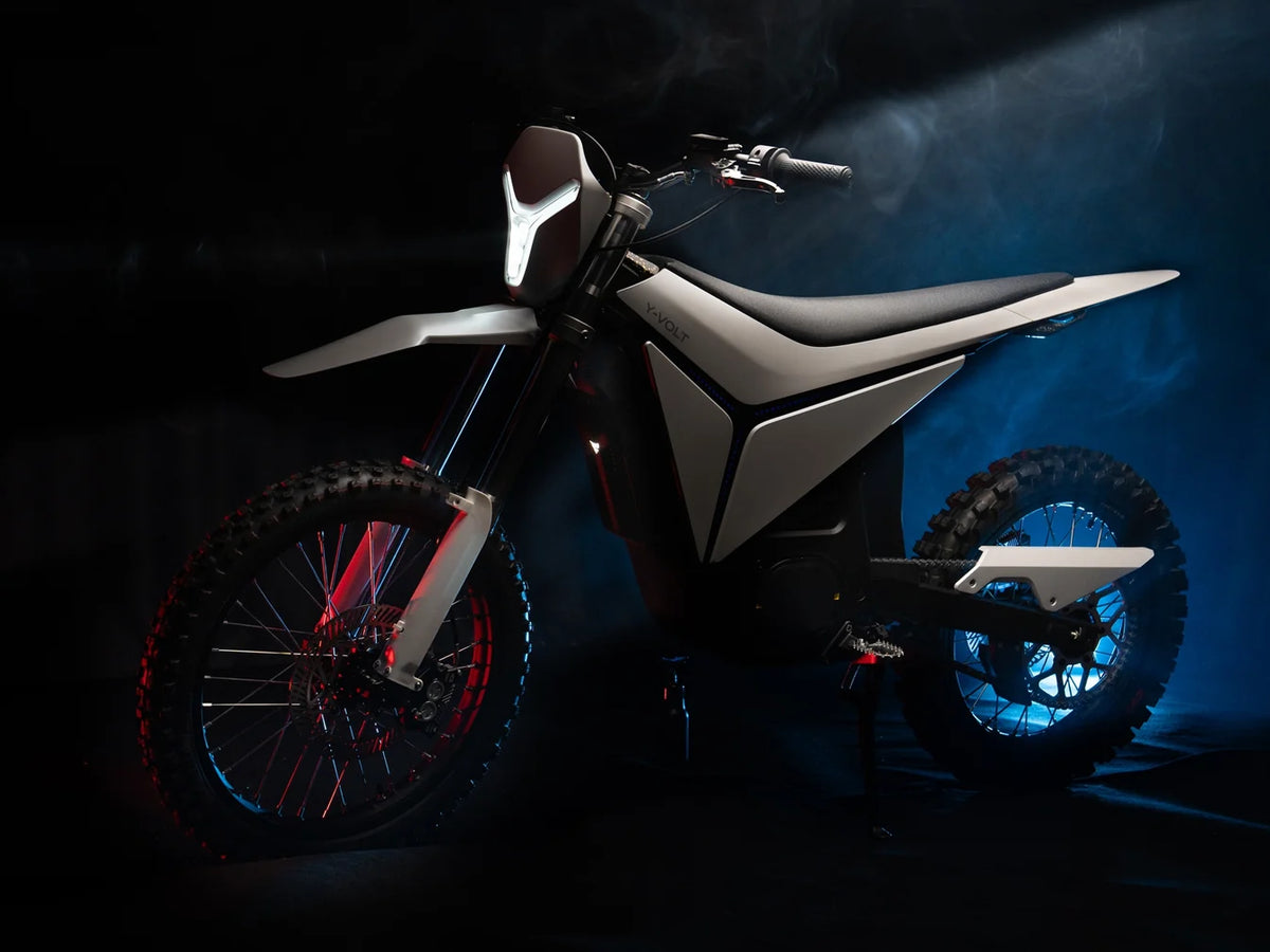 79BIKE Yvolt Surge V Electric Dirt Bike – 35KW, 68 MPH, 97V 45Ah Battery, 120KM Range