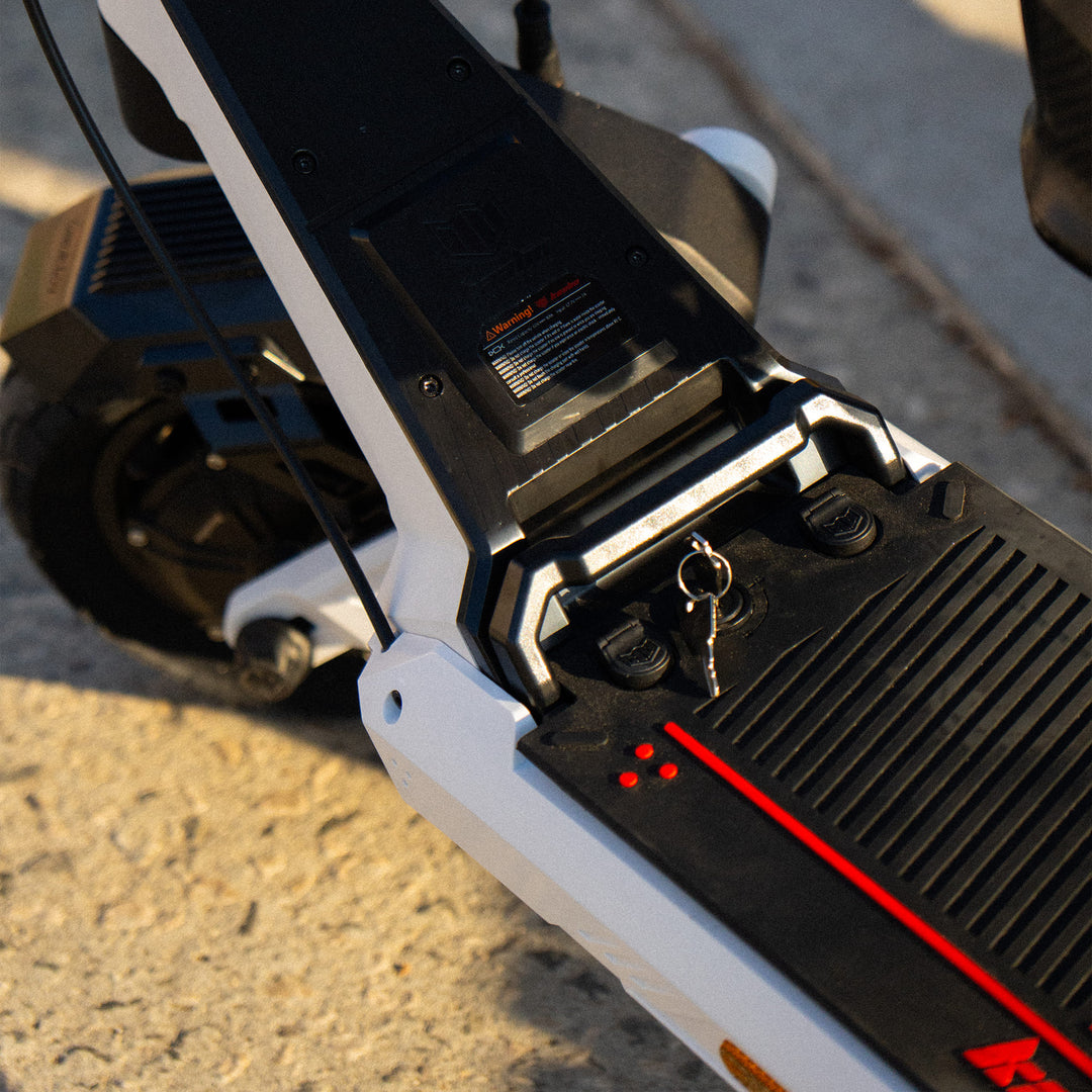 Kaabo Mantis King Pro Electric Scooter – 37 MPH, Dual 1200W Motors, 60V 18Ah Battery