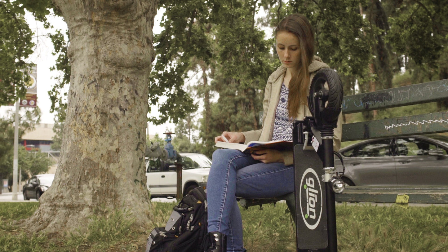 Glion Dolly Model 225 Electric Scooter
