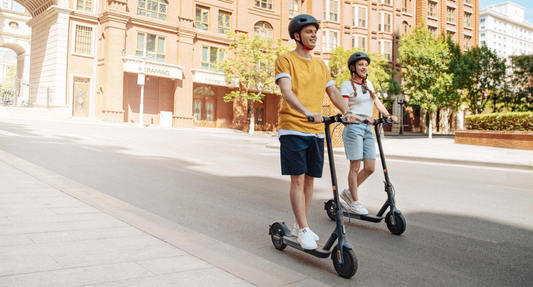 BIKE LOVERS: THE ULTIMATE GUIDE TO BUYING A SCOOTER