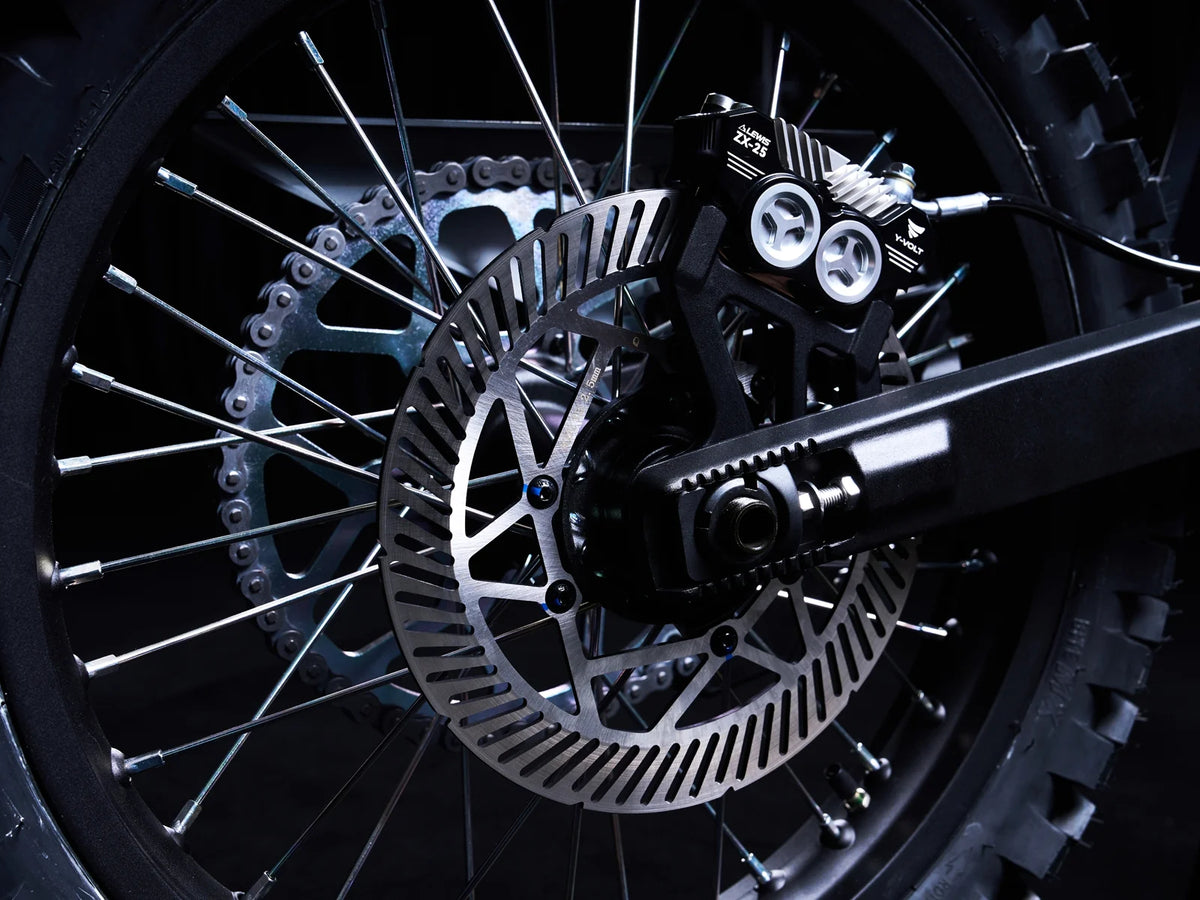 Y‑VOLT Surge V Electric Dirt Bike – 35kW Peak Motor, 97.2V 45Ah Battery, Up to 68 MPH