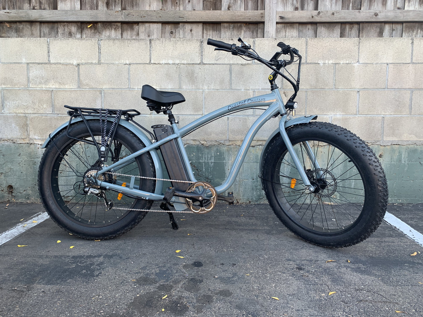 Coastal Cruiser 750w Fat Tire Cruiser Step Over 26x4 - Slate Grey