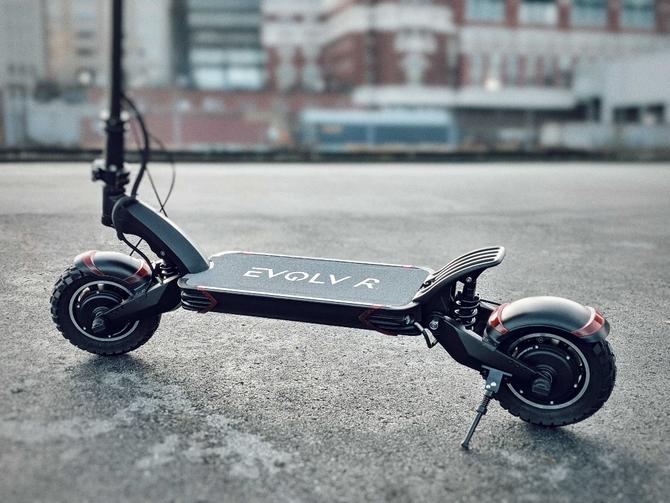 Evolv Pro-r Electric Scooters - Samsung 60V 21Ah 