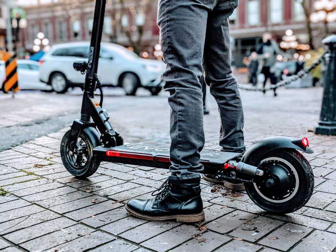 Evolv Tour XL-R Electric Scooters