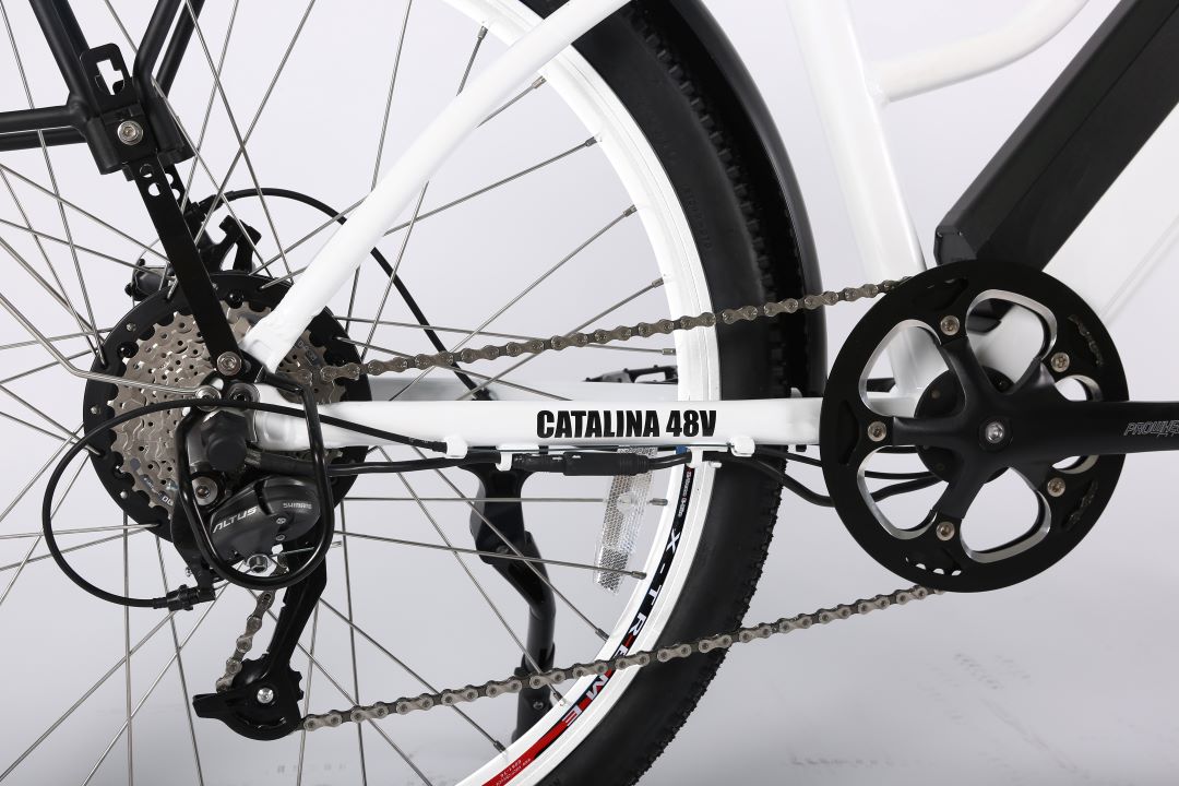 X-Treme Catalina 48V Electric Step-Through Beach Cruiser Bicycle 500W Rear Hub Motor 25 mph 48V 10.4Ah LiFePO4 Battery